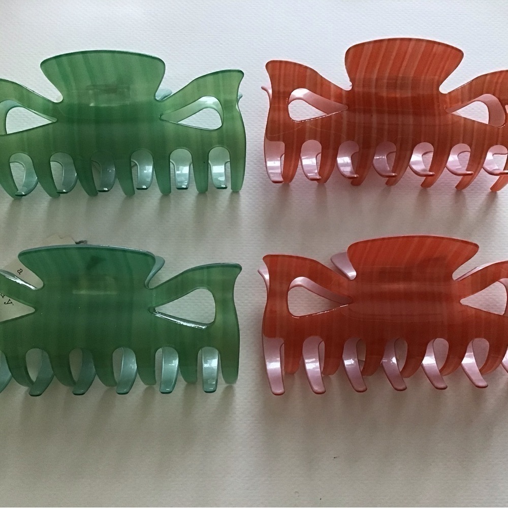 Jumbo Claw Clips Hair Clips  (LOT OF 4)  BRAND NEW WITH TAGS